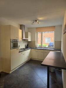 Bisschop Godschalkstraat 25